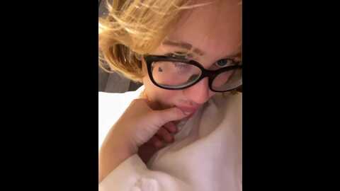 likachkaa @ bongacams on 20230902