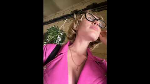 likachkaa @ bongacams on 20230903