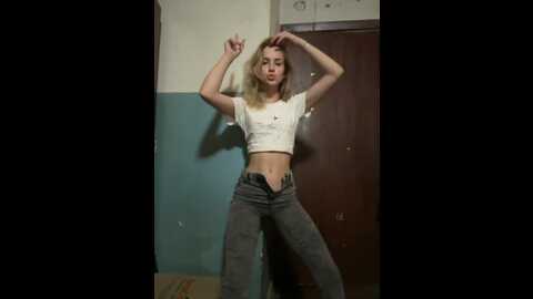 _molly_mae_ @ bongacams on 20230904