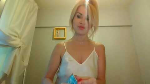 angelochek042 @ bongacams on 20230904
