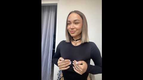 emili1_ @ bongacams on 20230904