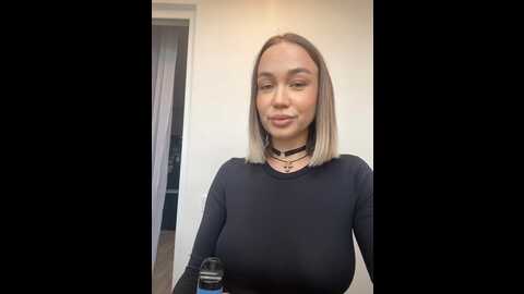 emili1_ @ bongacams on 20230904