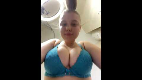 jucielussie @ bongacams on 20230904