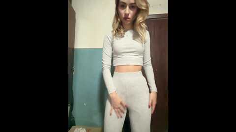 _molly_mae_ @ bongacams on 20230905