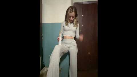 _molly_mae_ @ bongacams on 20230905