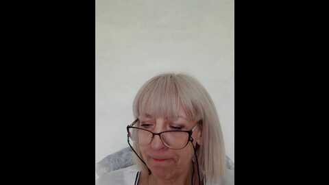 mery8poppins @ bongacams on 20230905