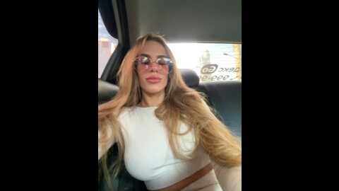 blondinochkaa @ bongacams on 20230906