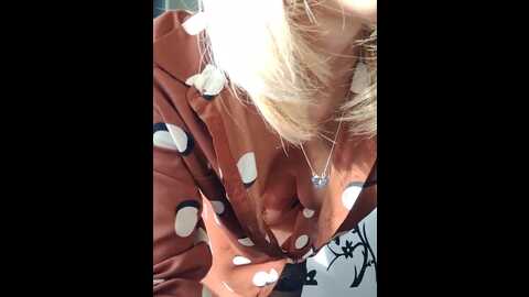 famouswomen @ bongacams on 20230907