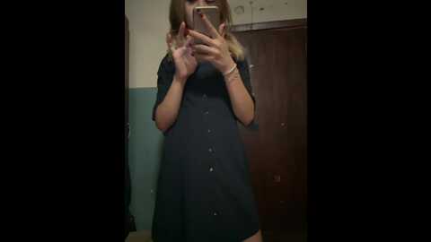 _molly_mae_ @ bongacams on 20230908