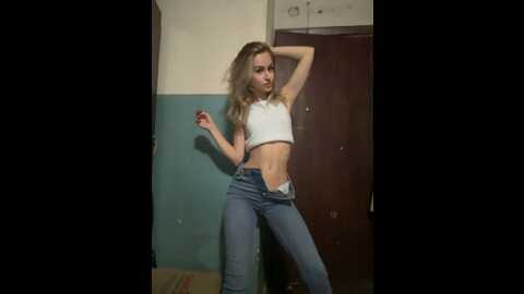 _molly_mae_ @ bongacams on 20230914