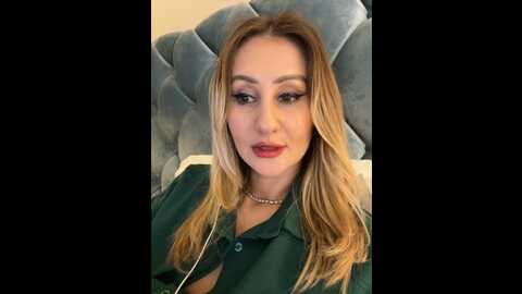 wowliliwow @ bongacams on 20230915