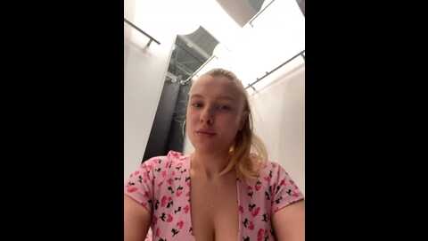 jucielussie @ bongacams on 20230924