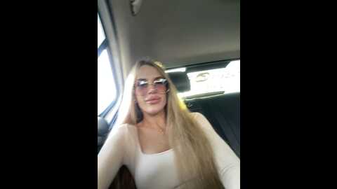 blondinochkaa @ bongacams on 20230929