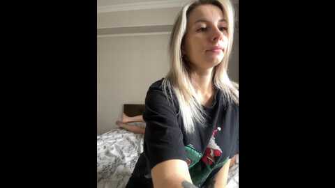 vik1one1 @ bongacams on 20230930