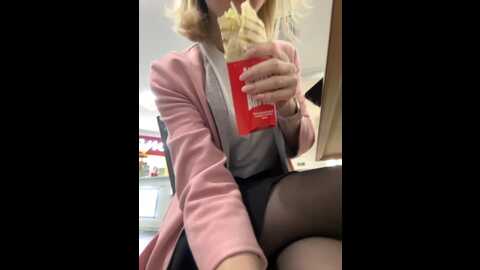 witchpeach @ bongacams on 20230930