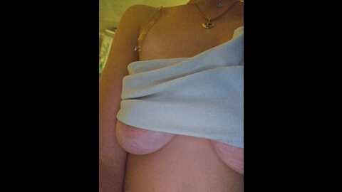 aureliyxxx @ bongacams on 20231004