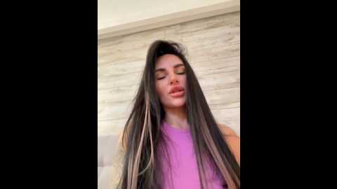 sweetkira25 @ bongacams on 20231005