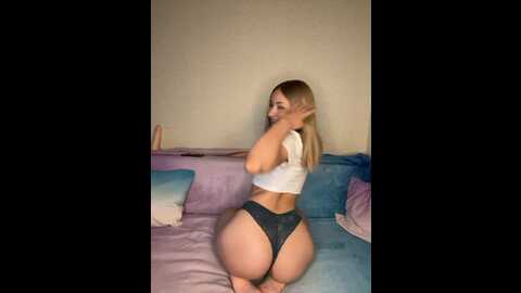 myr_kiss @ bongacams on 20231007