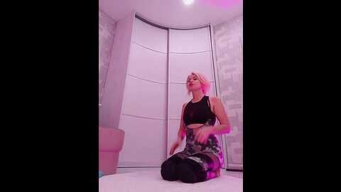 angelochek042 @ bongacams on 20231008