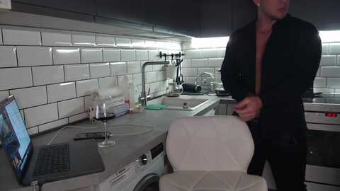 loladen @ bongacams on 20231009