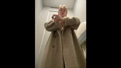 likachkaa @ bongacams on 20231010