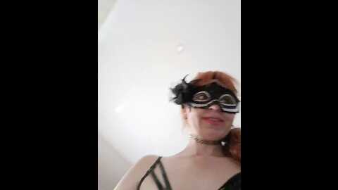 red_fox_olya @ bongacams on 20231010