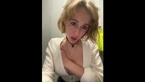 likachkaa @ bongacams on 20231012