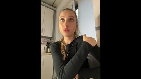 riamaryia @ bongacams on 20231012