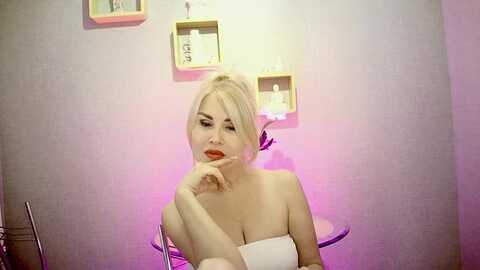 angelochek042 @ bongacams on 20231015