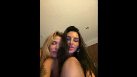 sweetkira25 @ bongacams on 20231015
