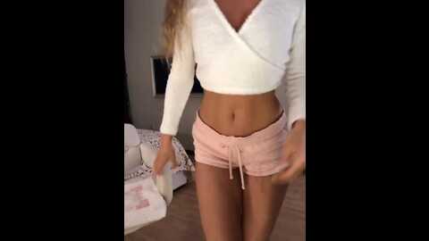 lanalevi @ bongacams on 20231016