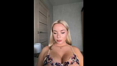 mila_m @ bongacams on 20231016