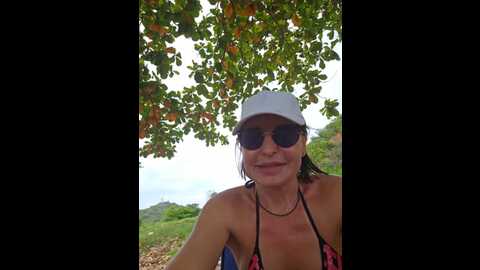 editamilf @ bongacams on 20231018