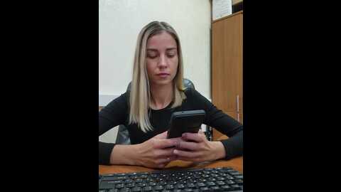 yourlove66 @ bongacams on 20231019