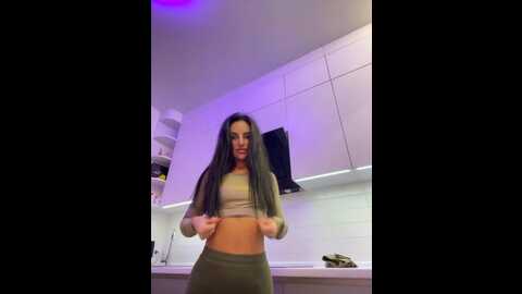 sweetkira25 @ bongacams on 20231020