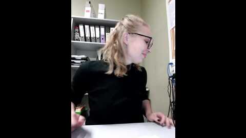 vaiola @ bongacams on 20231020