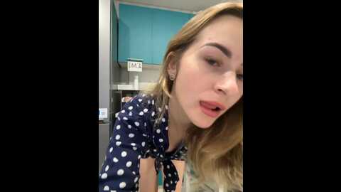 _molly_mae_ @ bongacams on 20231021