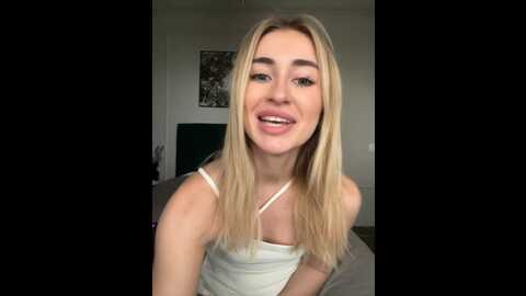 _cosmickitty_ @ bongacams on 20231024