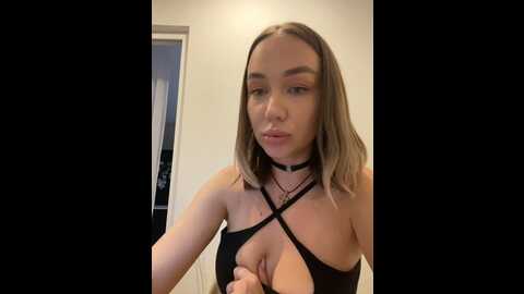 emili1_ @ bongacams on 20231024