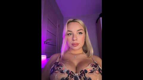 mila_m @ bongacams on 20231024