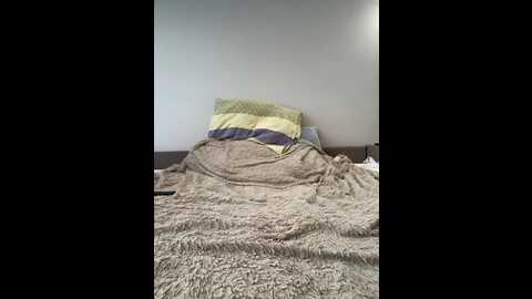 milaa1998 @ bongacams on 20231024