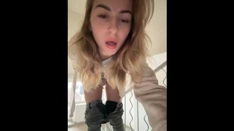 _molly_mae_ @ bongacams on 20231025