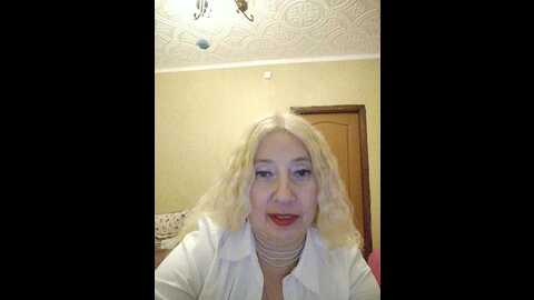 your_mila @ bongacams on 20231025