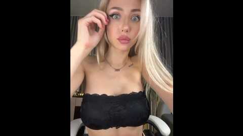 _misstics_ @ bongacams on 20231026