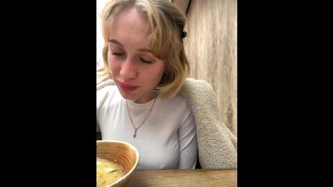 likachkaa @ bongacams on 20231102