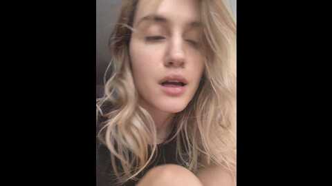 tutti_h @ bongacams on 20231104