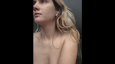 tutti_h @ bongacams on 20231104