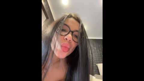 vero19nika @ bongacams on 20231104