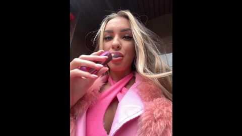 goldpussy69 @ bongacams on 20231106