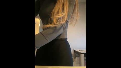 kirlove1 @ bongacams on 20231106